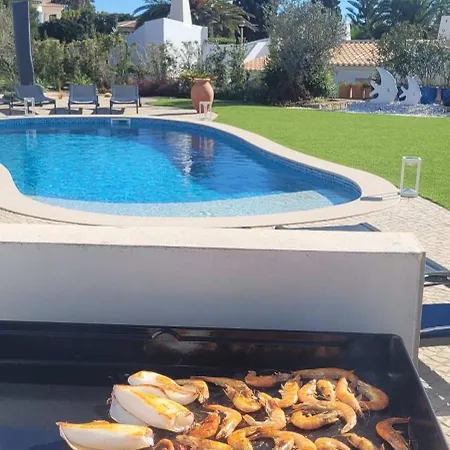 Charming With Pool & Scenic Garden Carvoeiro (Lagoa)